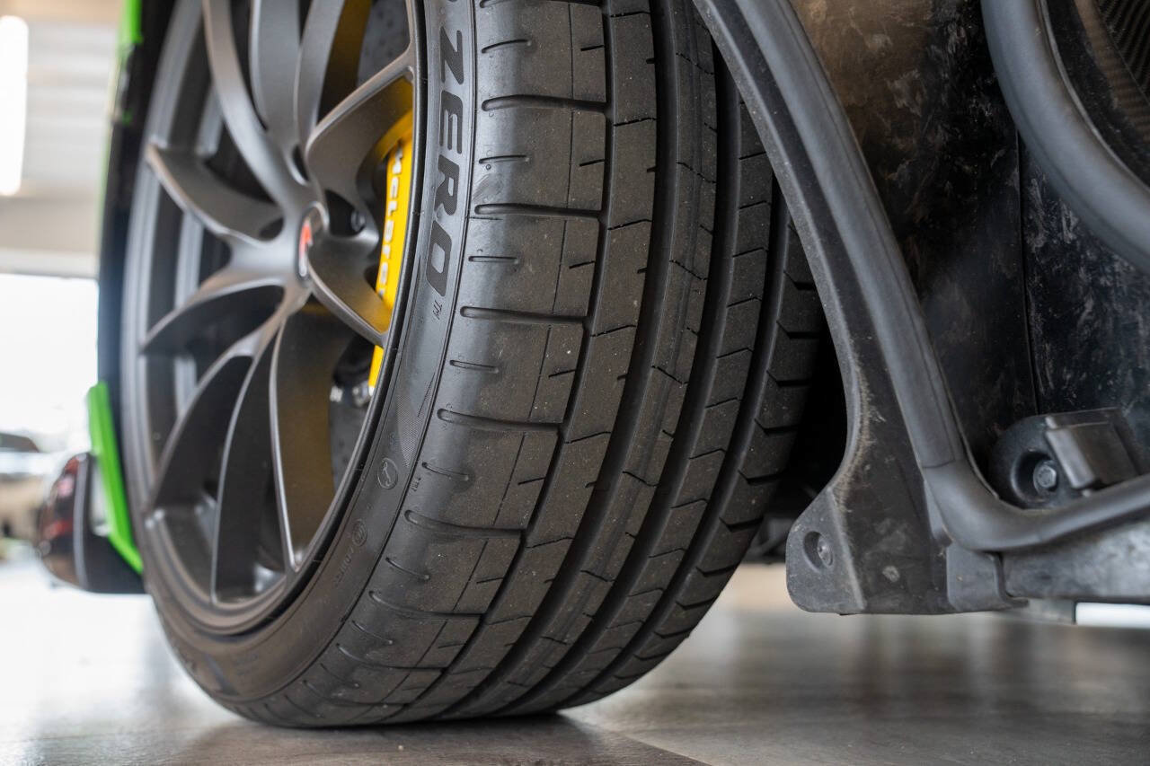 Used 2018 McLaren 720S Performance photo 70