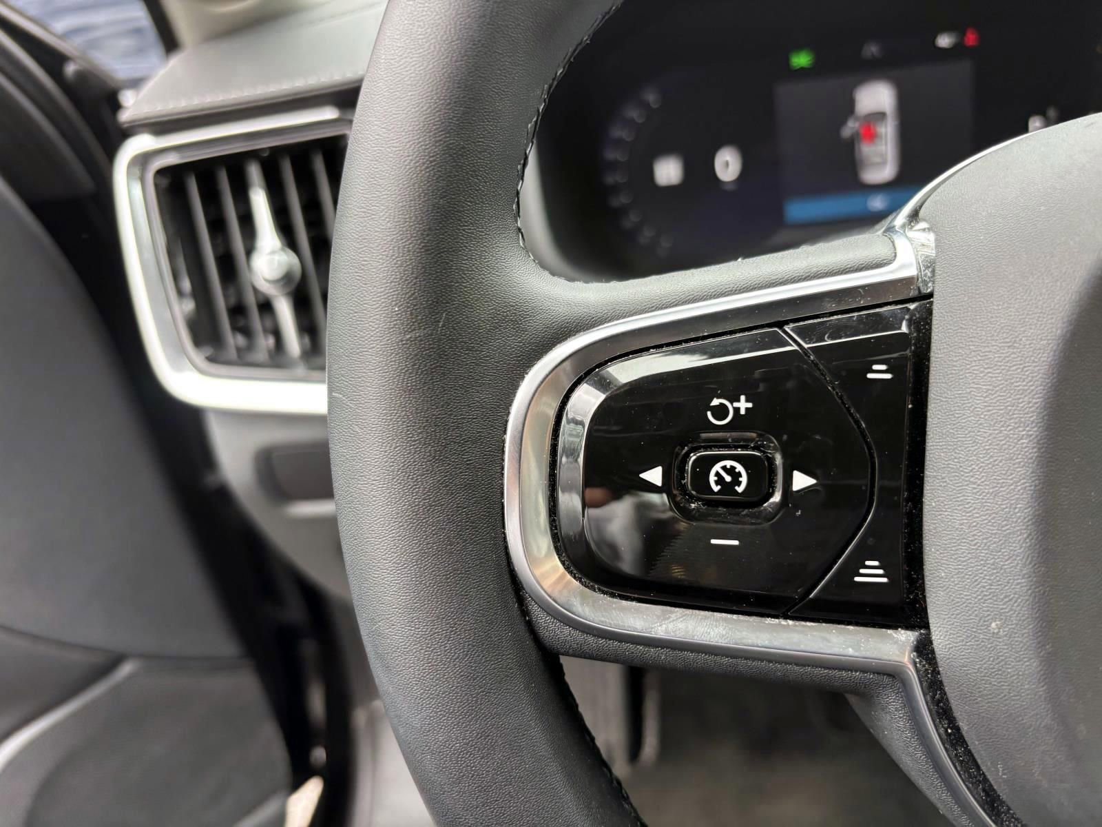 2023 Volvo S90 B6 Ultimate