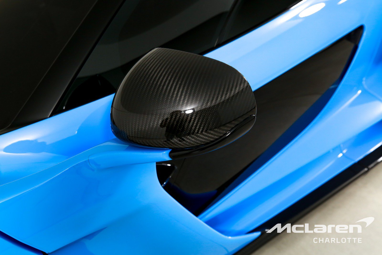 Used 2019 McLaren Senna photo 30