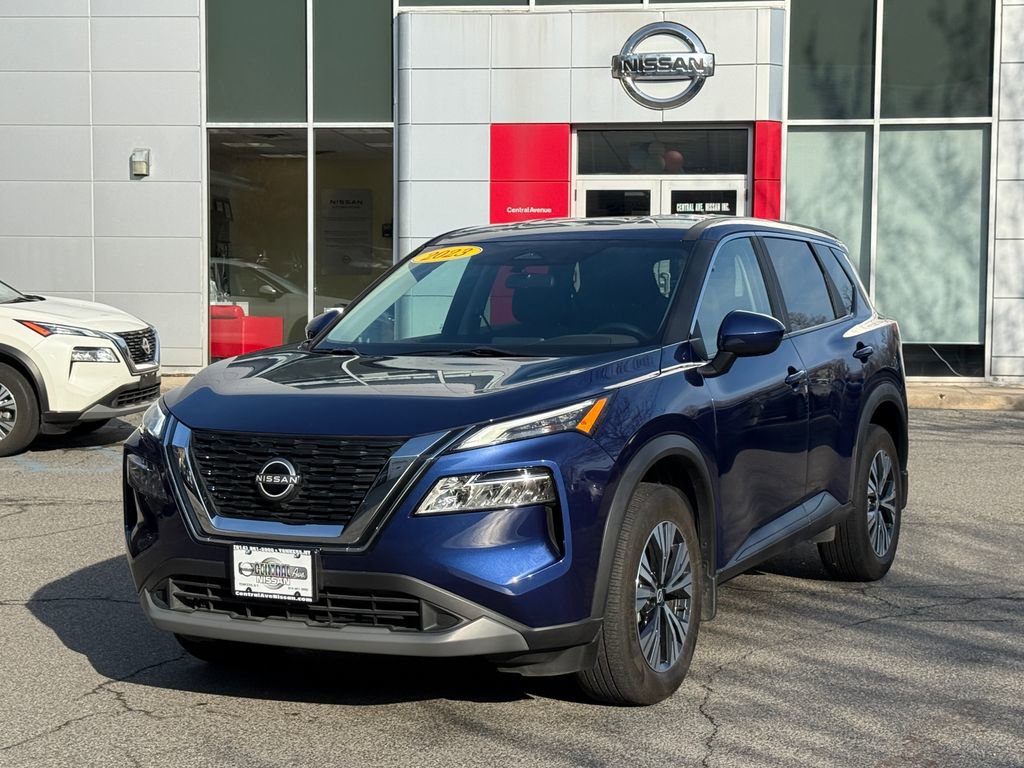 Used 2023 Nissan Rogue SV