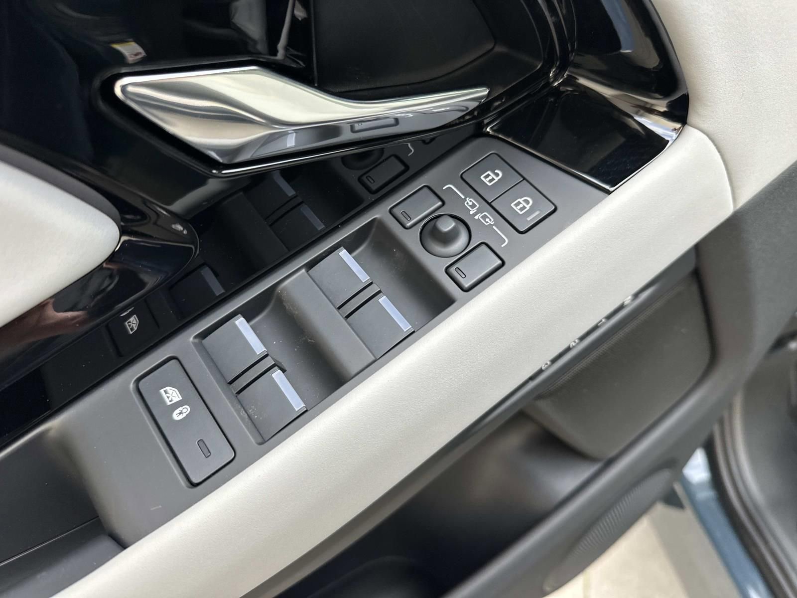 2026 Land Rover Range Rover Evoque S