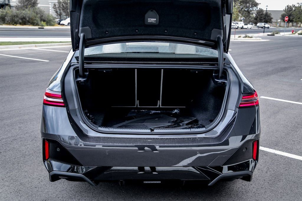 2026 BMW 530i xDrive