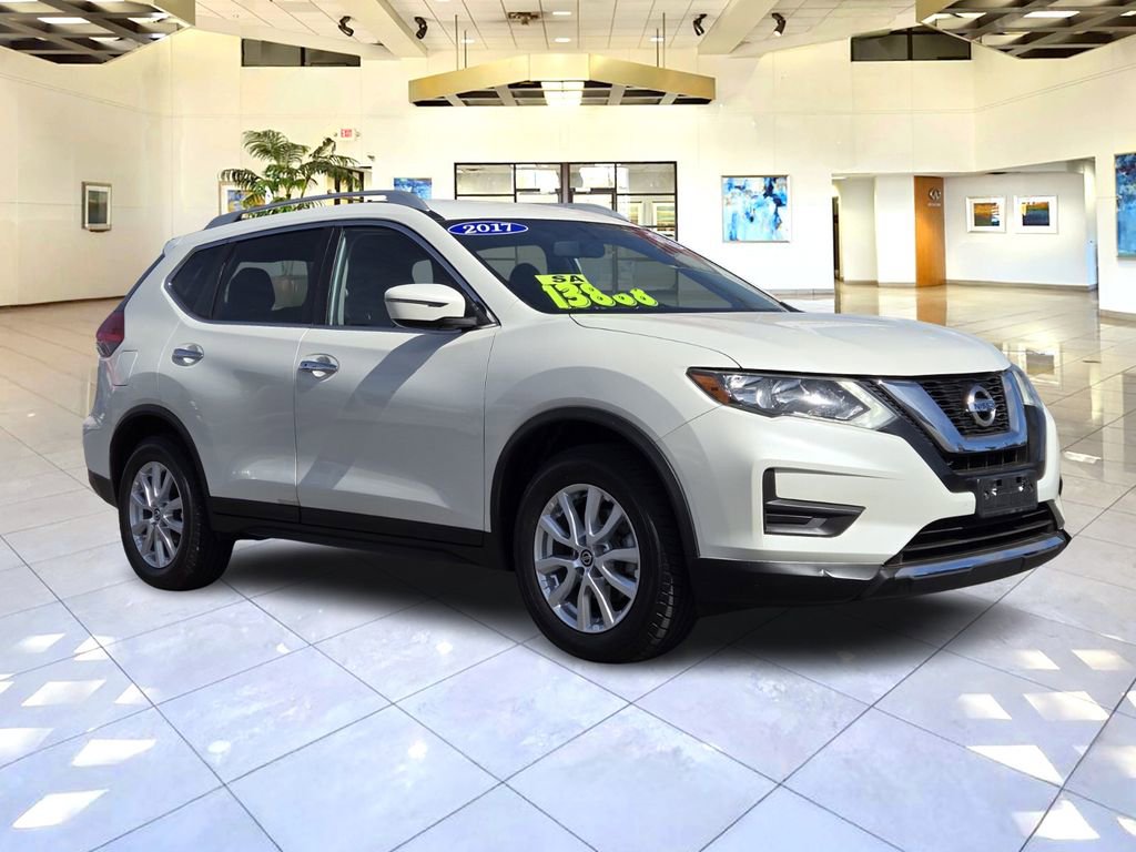 2017 Nissan Rogue SV