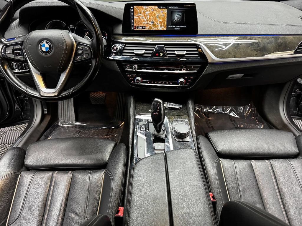 2018 BMW 530i