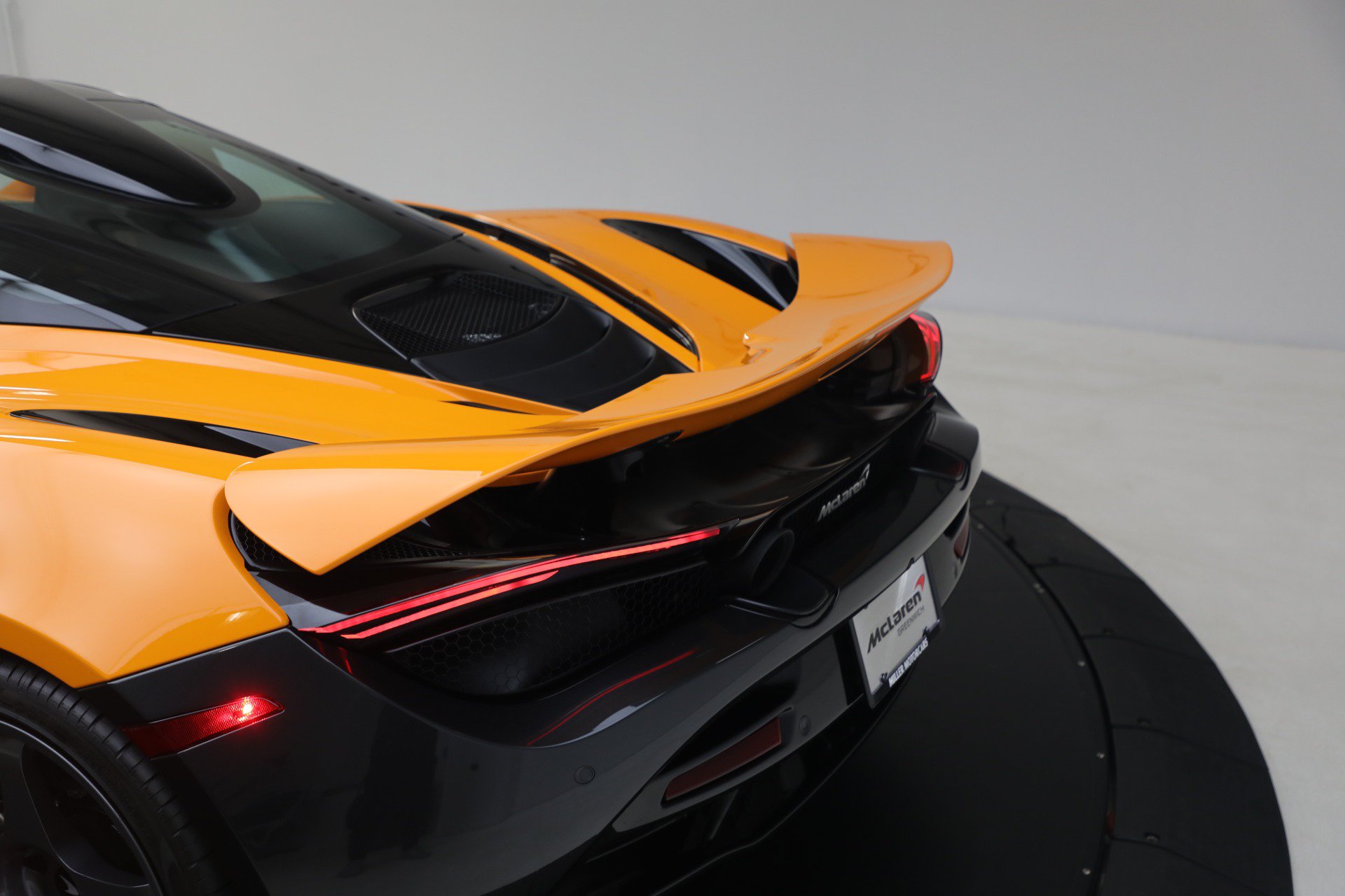 Used 2021 McLaren 720S photo 36