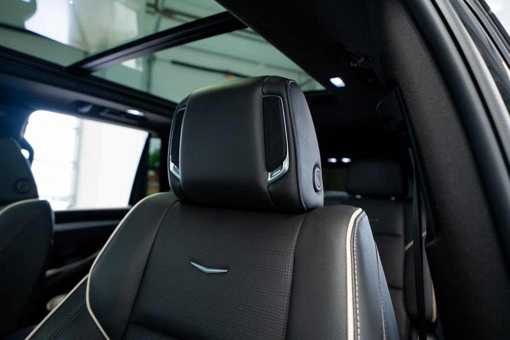 2025 Cadillac Escalade Premium Luxury