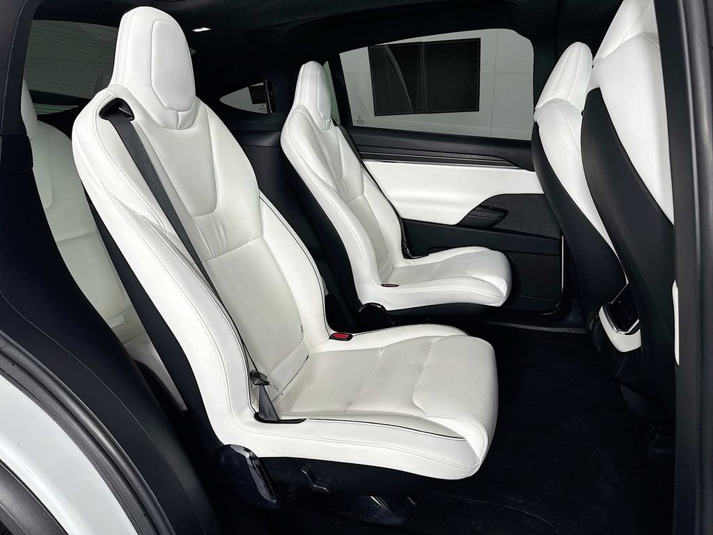 2022 Tesla Model X Plaid