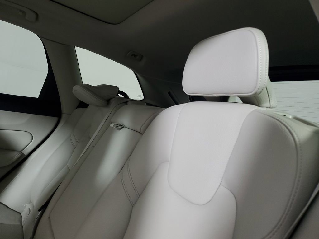 2023 Volvo Xc60 B5 Plus