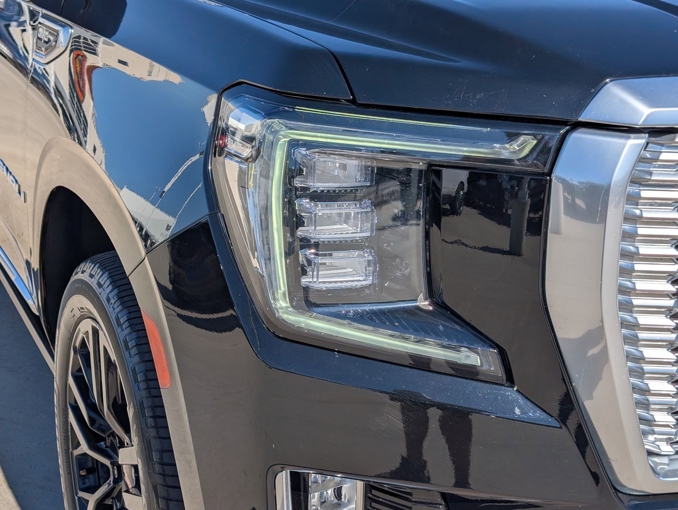 2023 GMC Yukon Denali