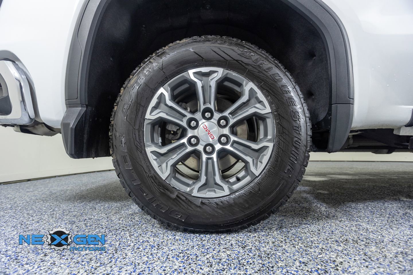 2023 GMC Sierra 1500 SLE