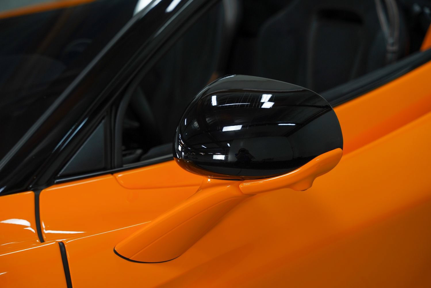Used 2024 McLaren 750S Spider photo 15