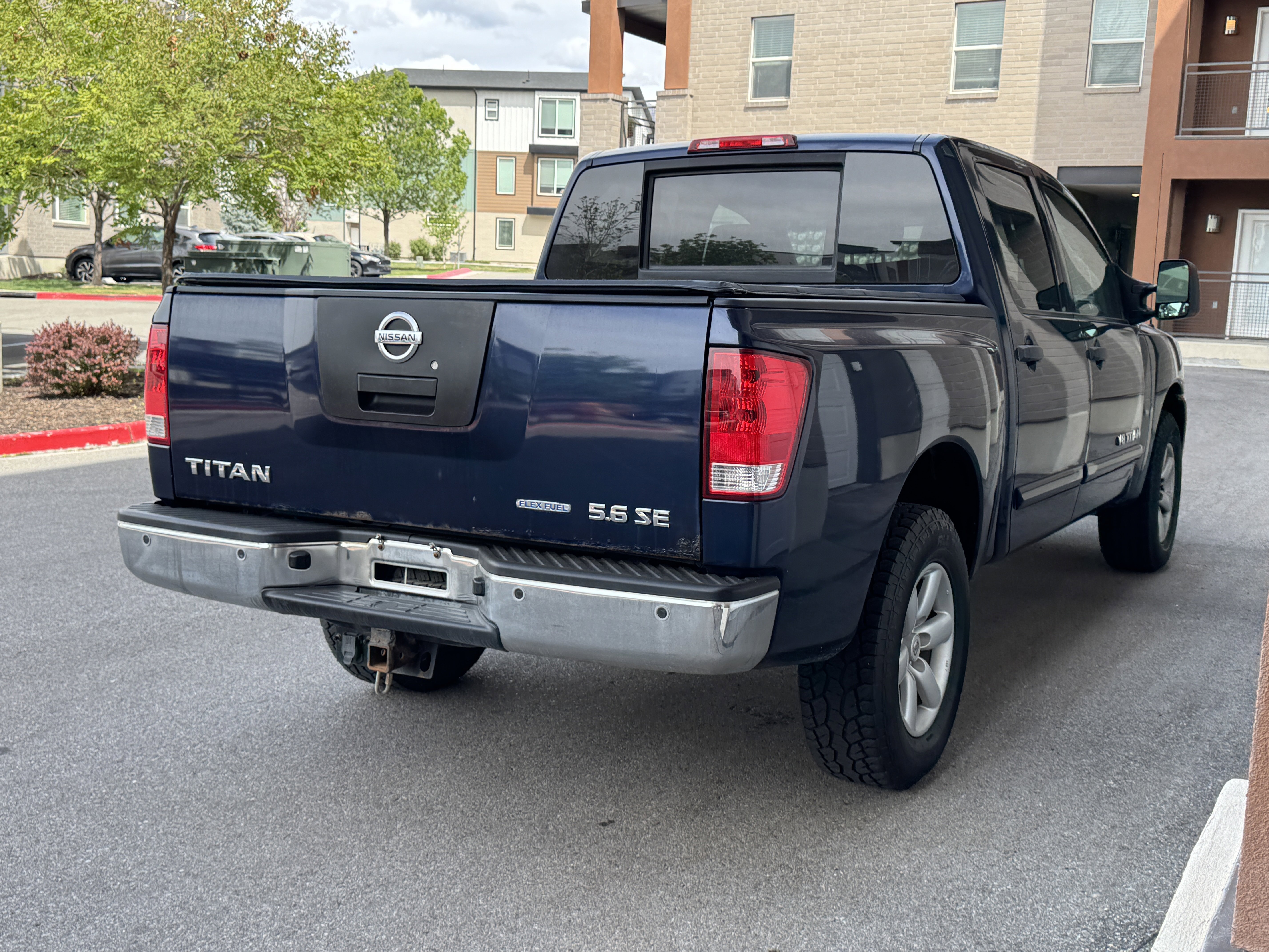 2010 Nissan Titan SE
