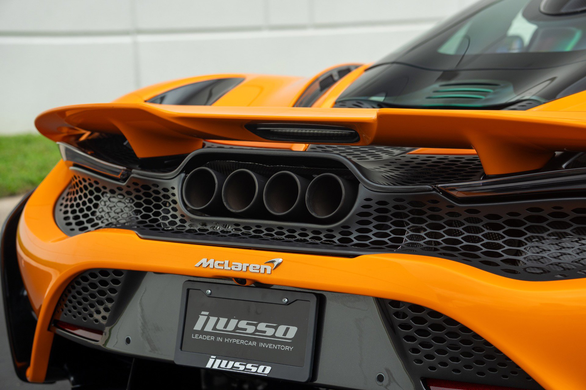 Used 2021 McLaren 765LT photo 19