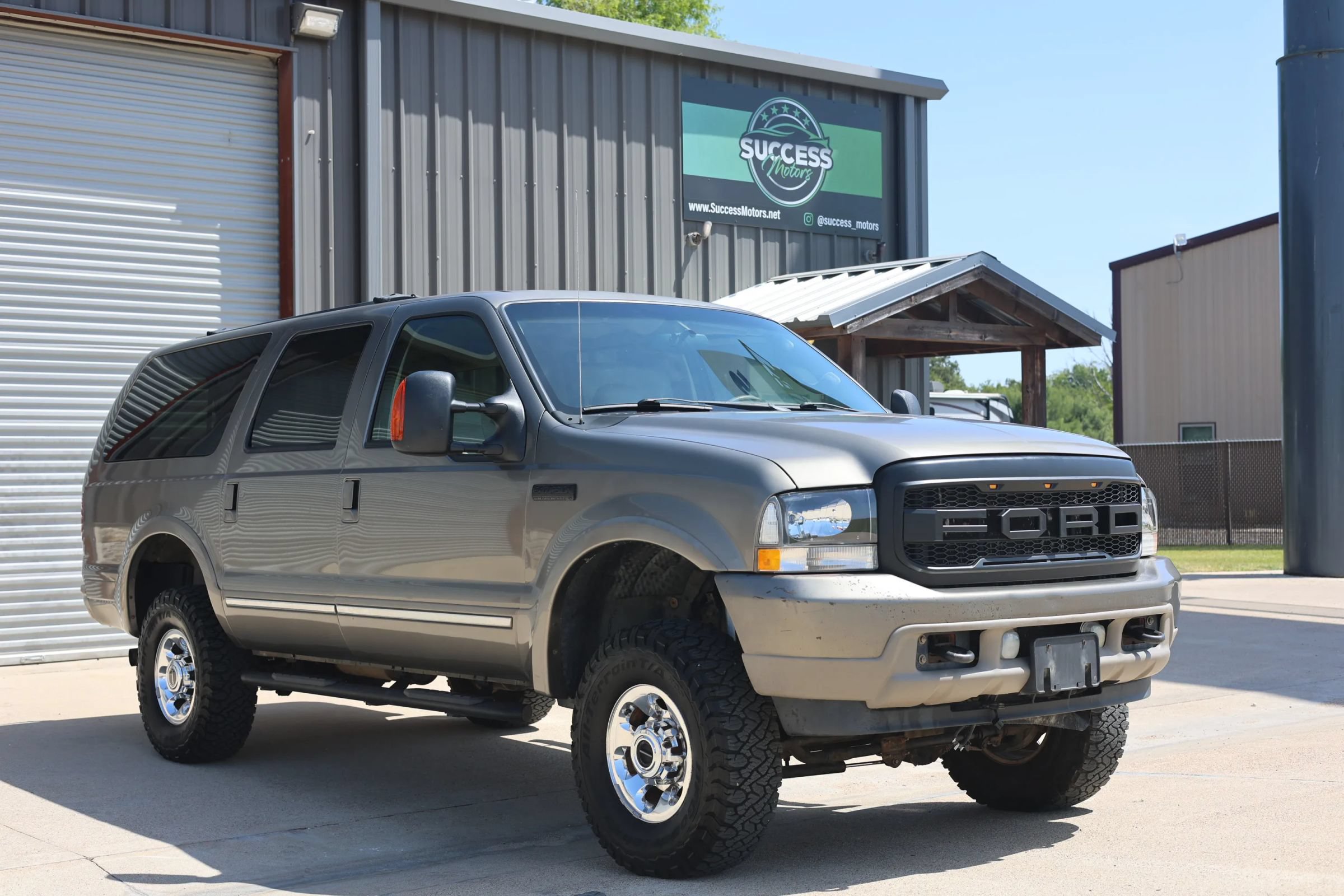 Used 2004 Ford Excursion Limited
