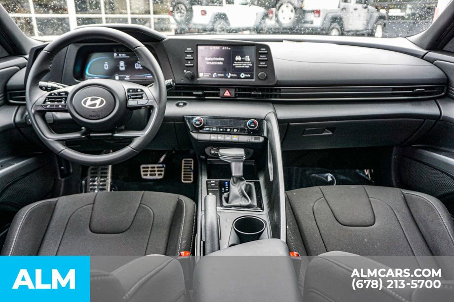 2025 Hyundai Elantra Sport