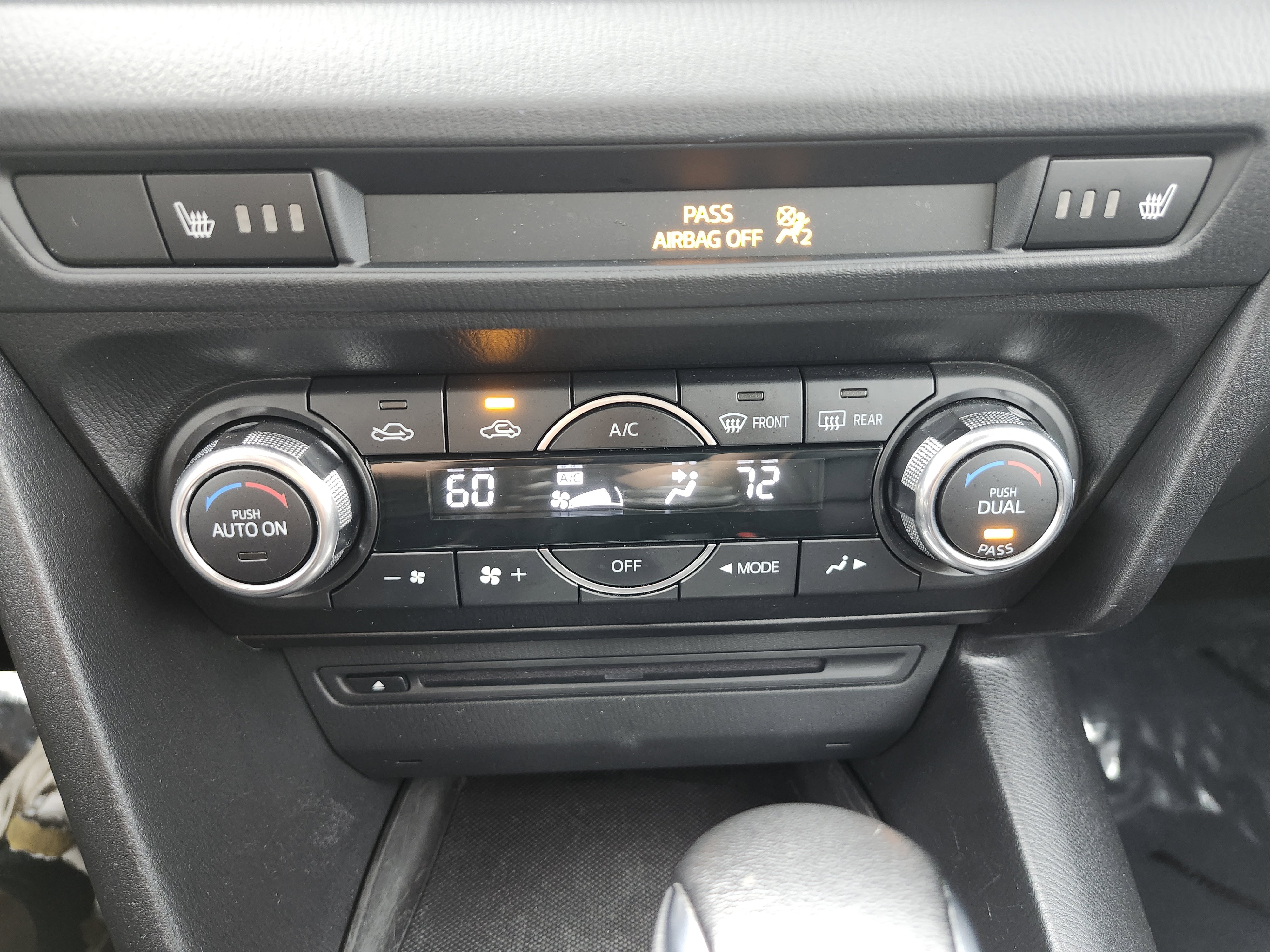 2014 MAZDA Mazda3 s Touring