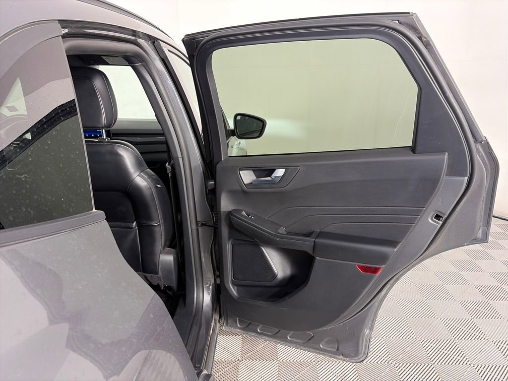 2025 Ford Escape ST-Line Select