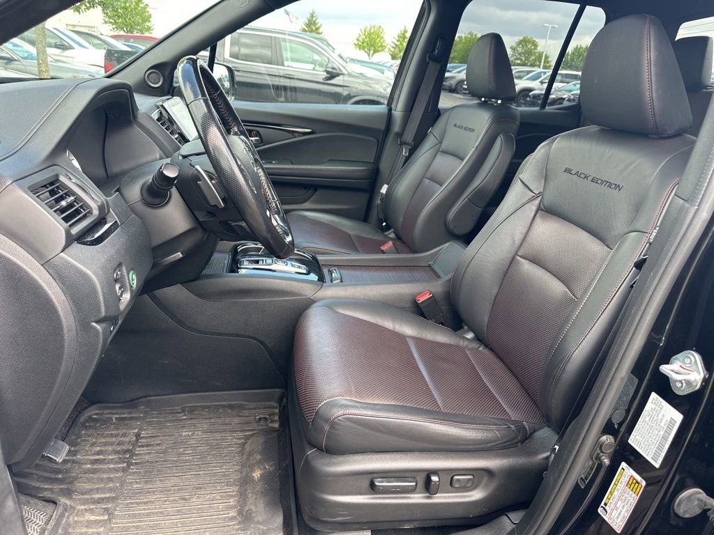 2022 Honda Ridgeline Black Edition