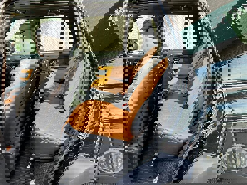 2021 Land Rover Range Rover SV Autobiography Dynamic