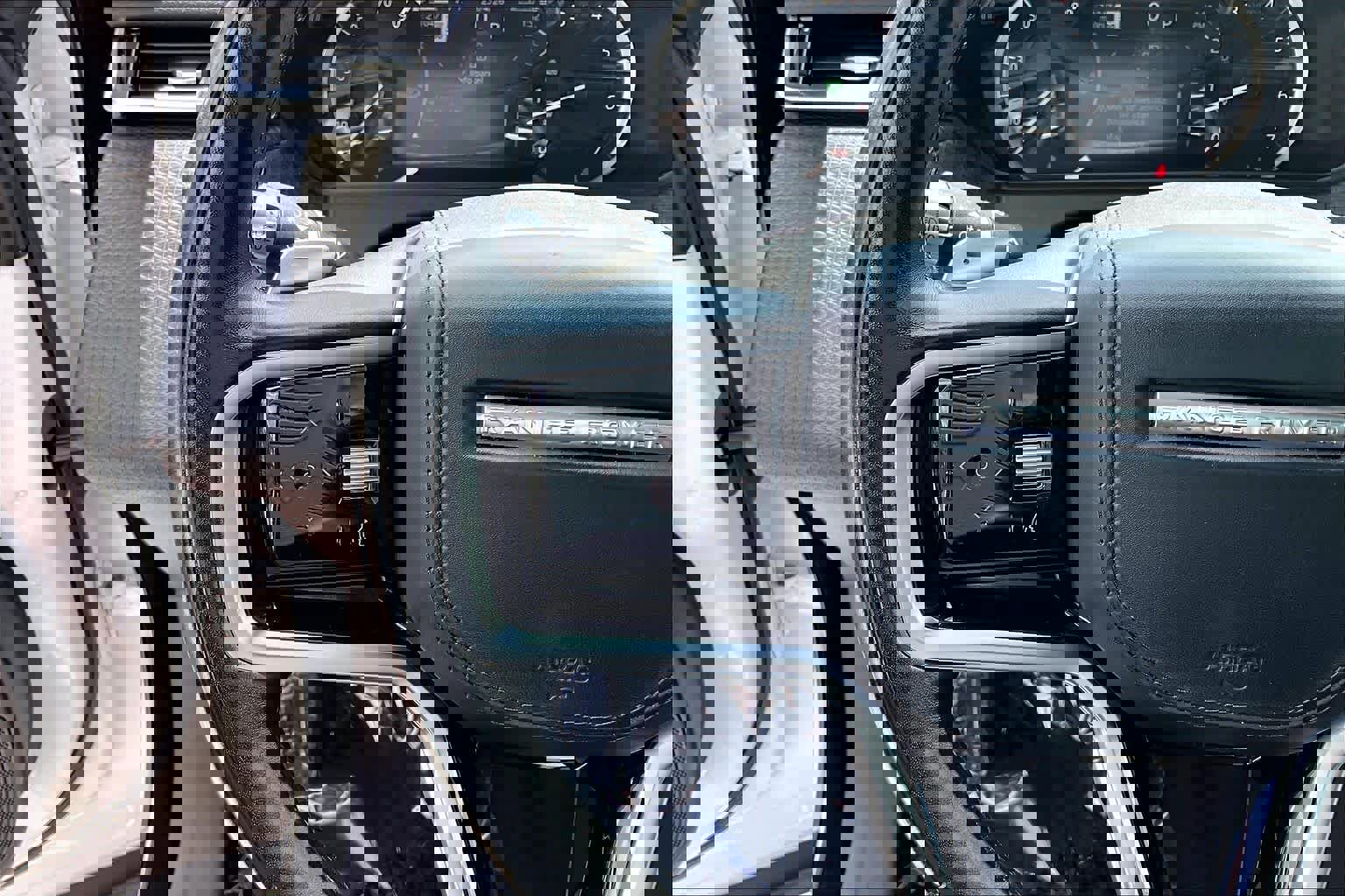 2022 Land Rover Range Rover Velar R-Dynamic S