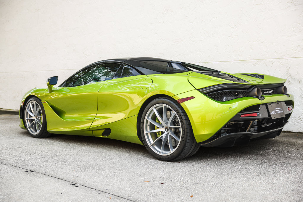 Used 2022 McLaren 720S Performance photo 13