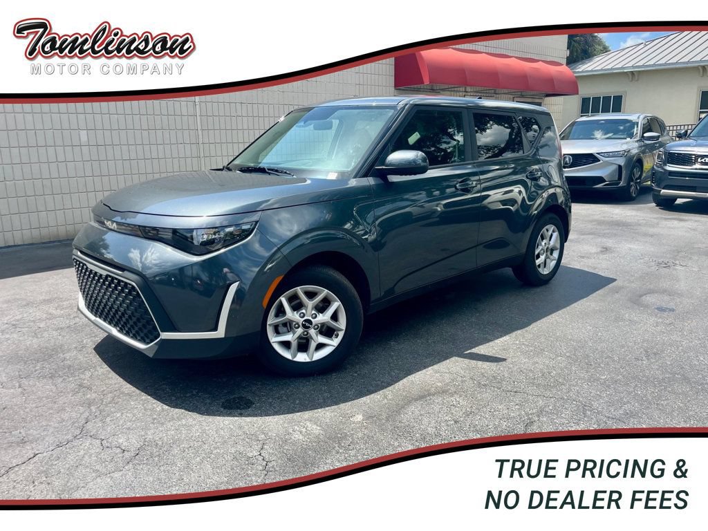 Used 2025 Kia Soul LX w/ LX Technology Package