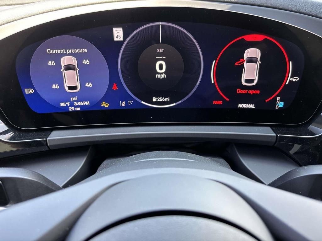 2025 Porsche Macan Electric