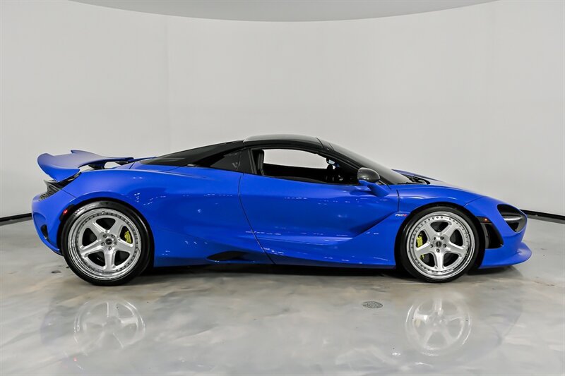 Used 2024 McLaren 750S Spider photo 18