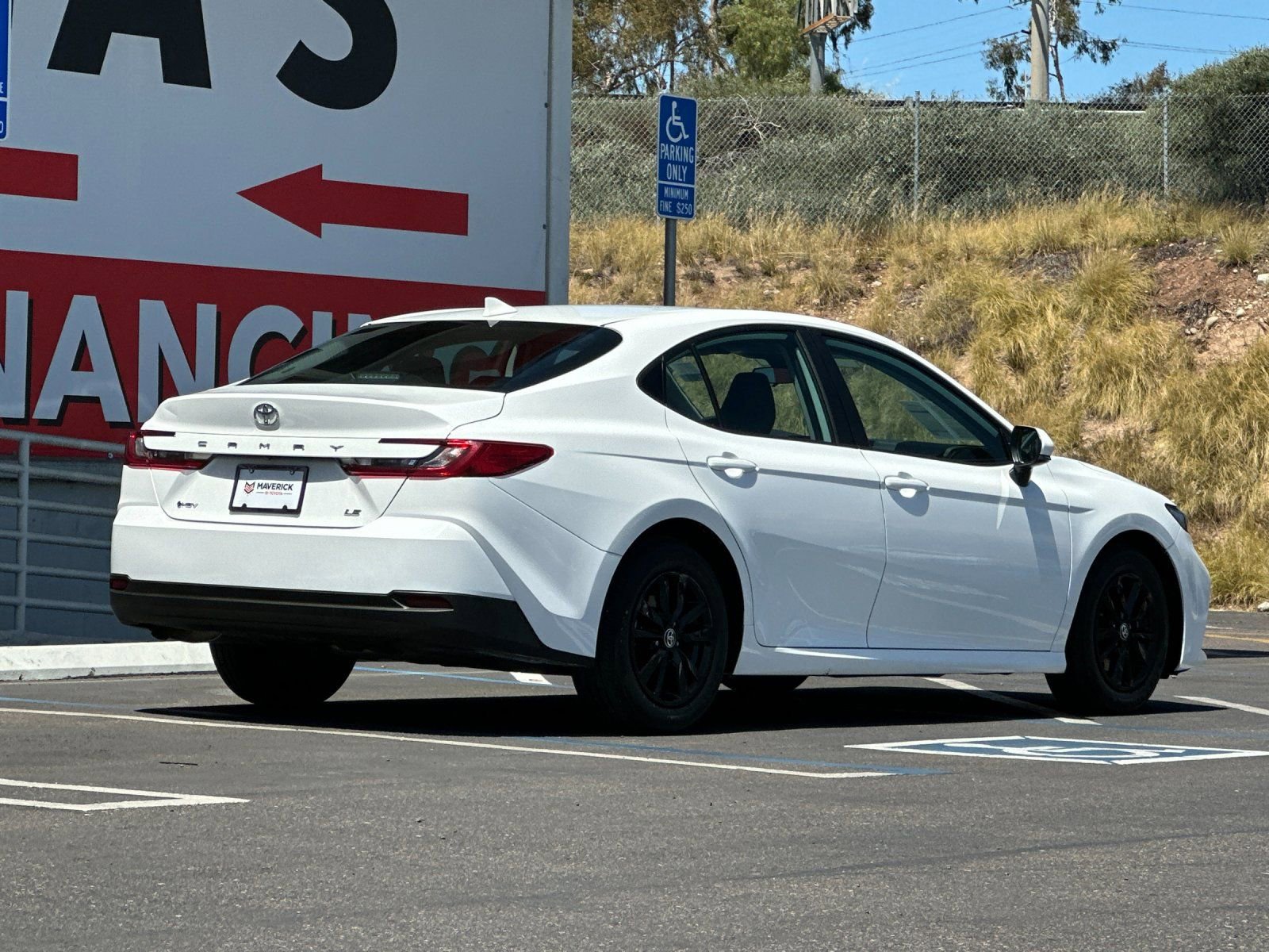2025 Toyota Camry LE