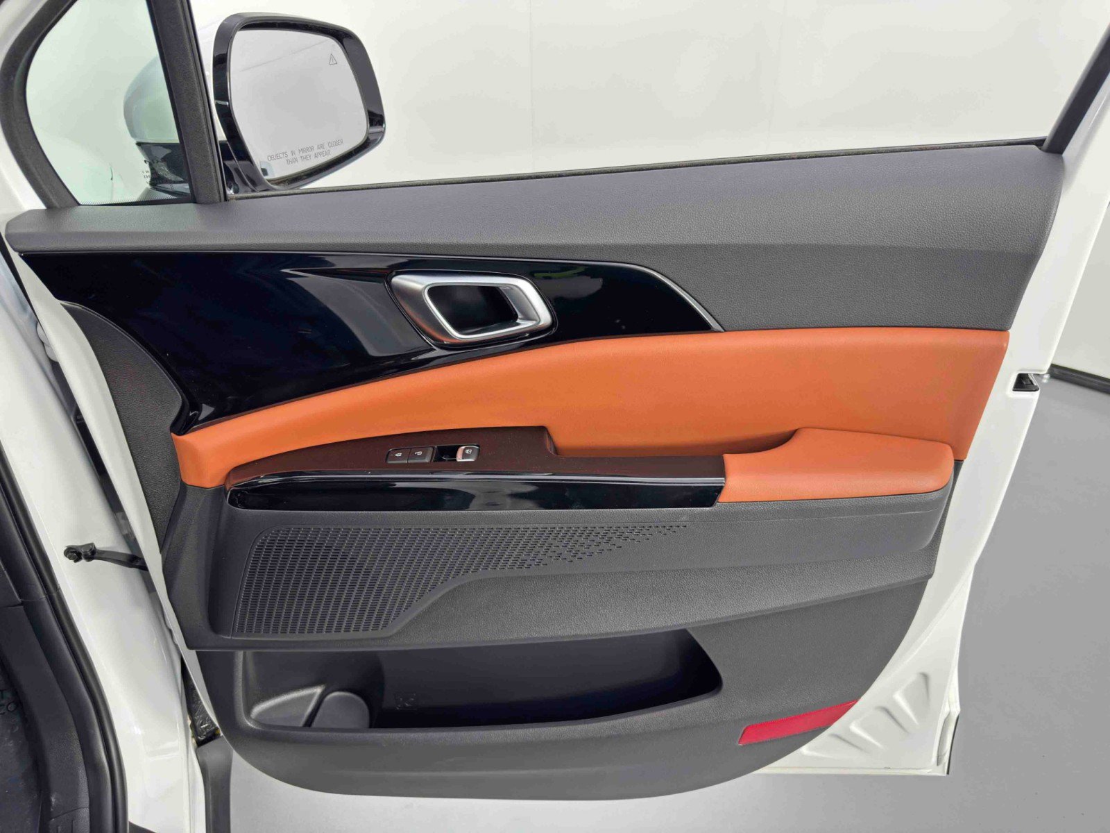 2024 Kia Carnival SX