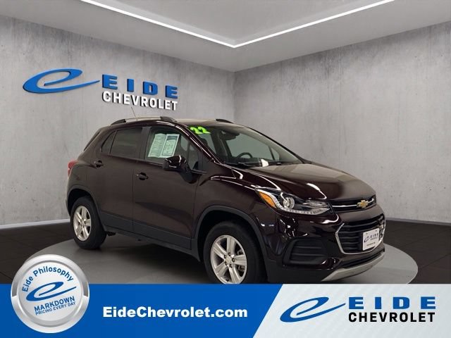 Used 2022 Chevrolet Trax LT w/ LT Convenience Package