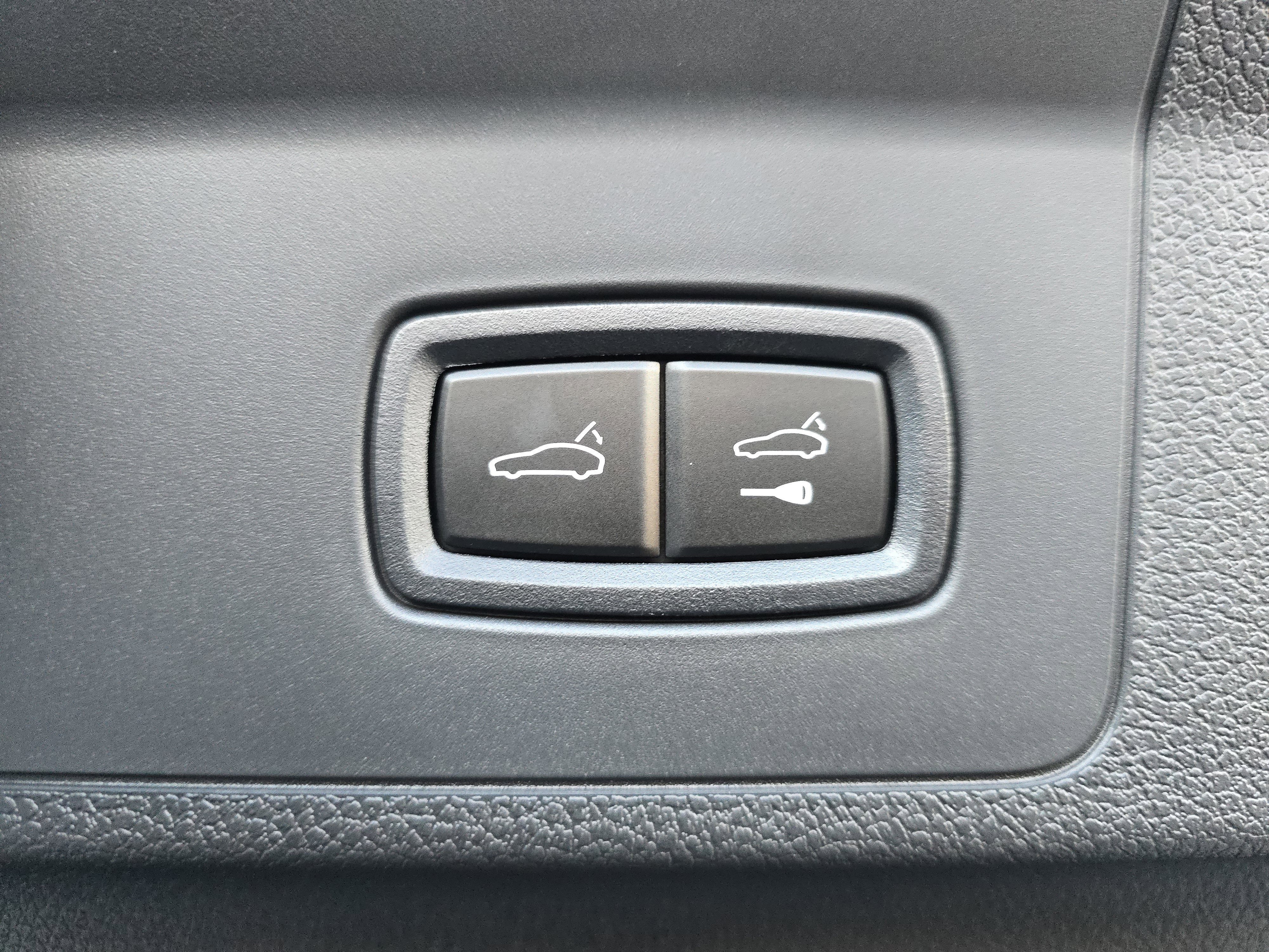 2026 Porsche Panamera 4