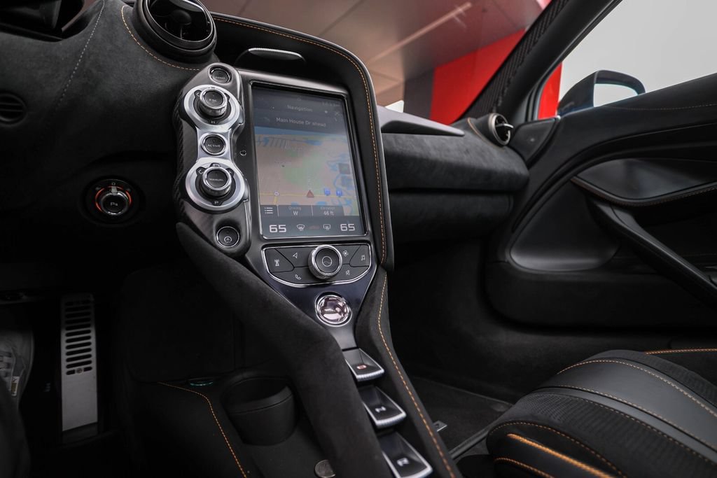Used 2022 McLaren 720S Performance photo 36