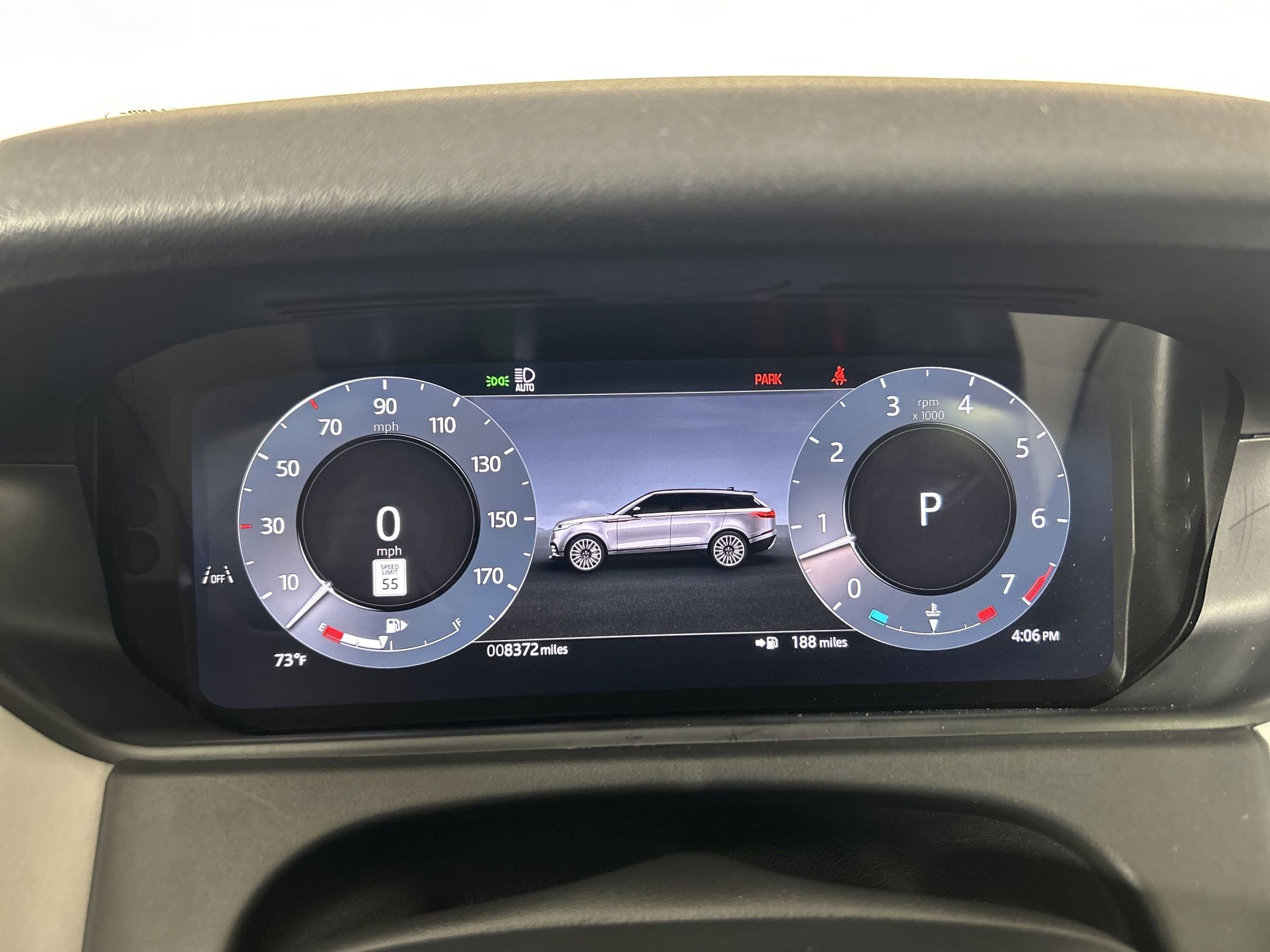 2025 Land Rover Range Rover Velar Dynamic SE