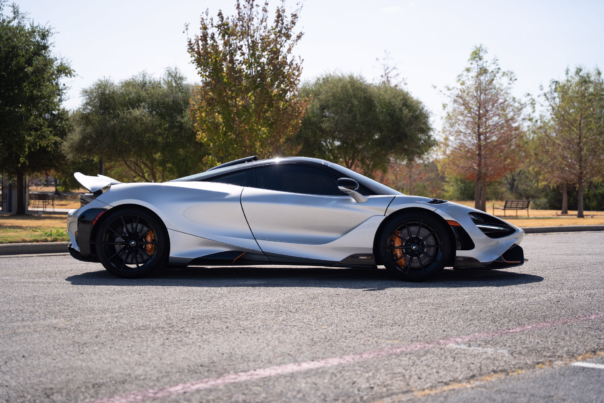 Used 2021 McLaren 765LT photo 27