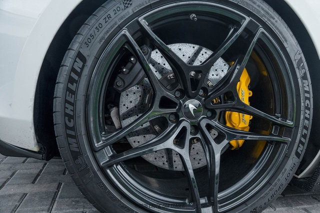 Used 2020 McLaren 720S Performance photo 69