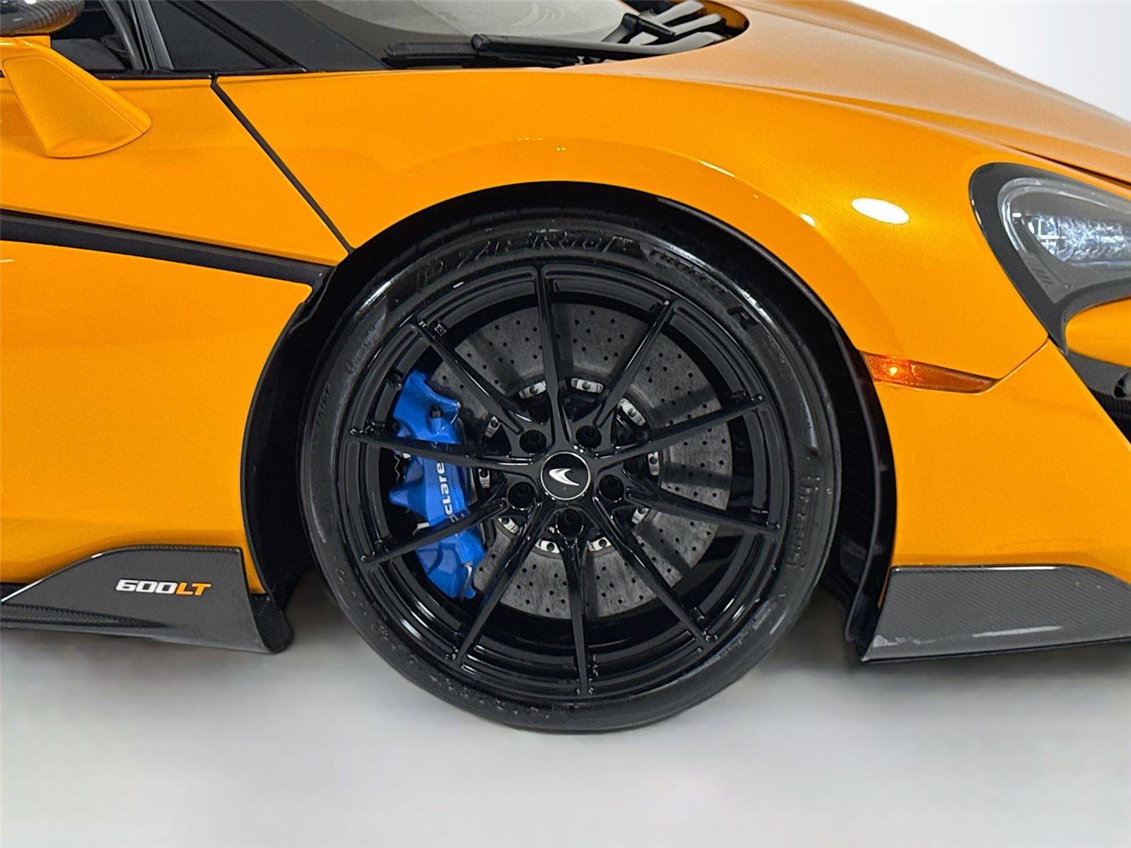 Used 2020 McLaren 600LT Spider photo 35