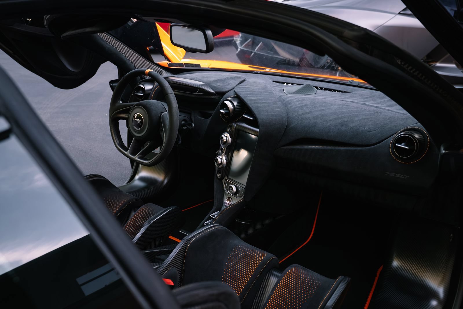 Used 2021 McLaren 765LT photo 21