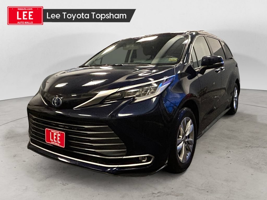 Used 2022 Toyota Sienna Limited