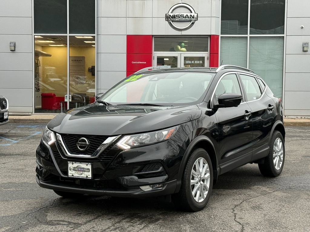 Used 2022 Nissan Rogue Sport SV w/ Technology Package