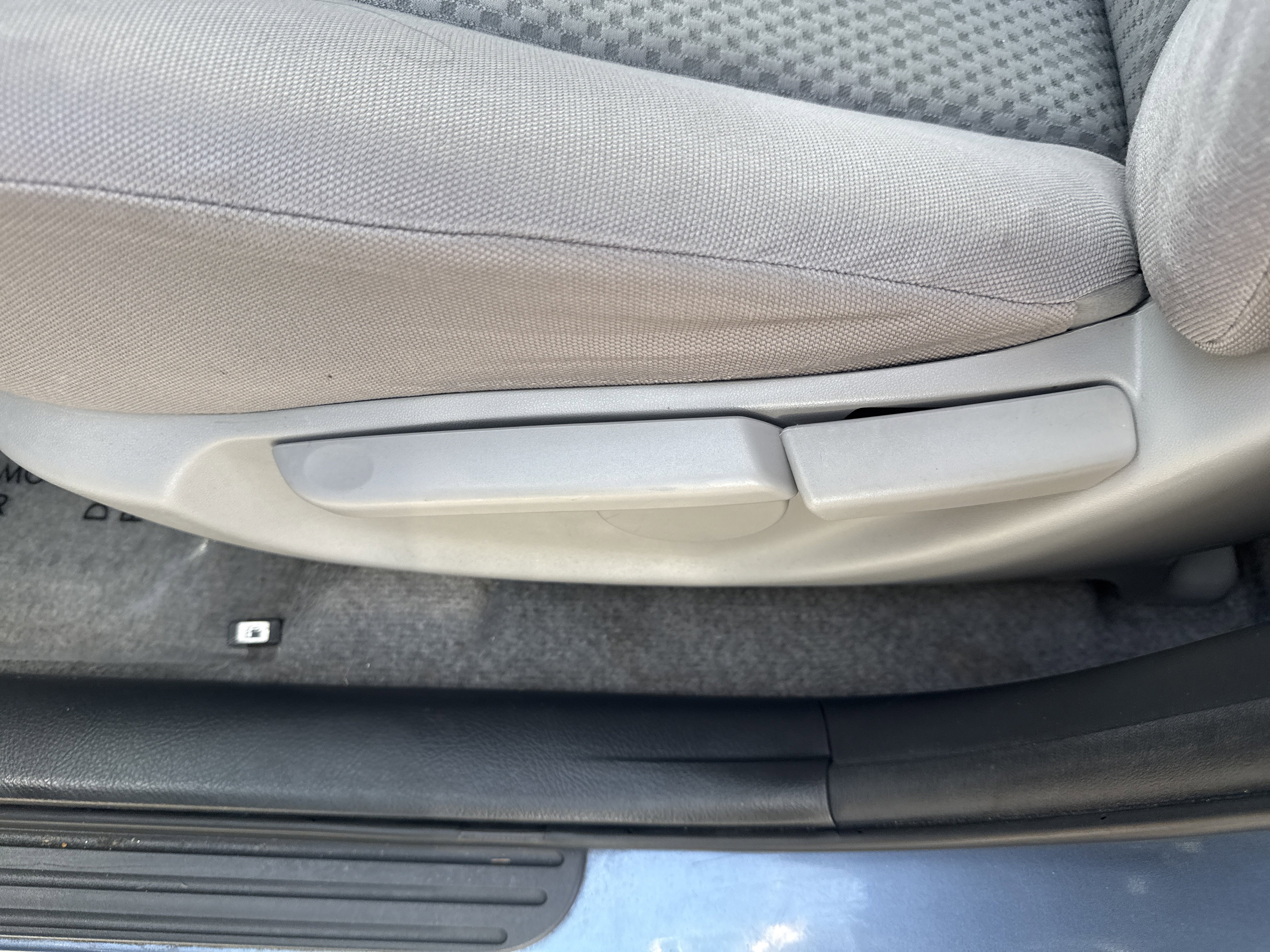 2008 Toyota RAV4 2WD V6