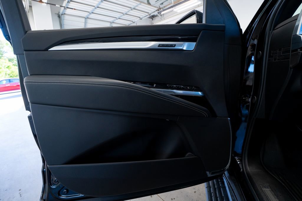 2025 Cadillac Escalade Sport