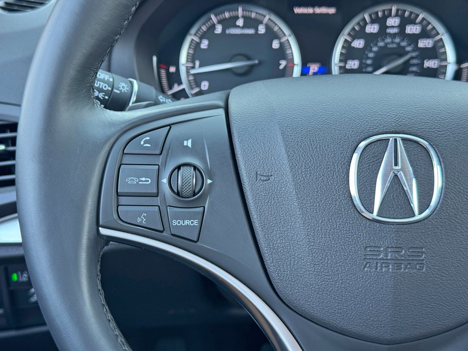 2017 Acura MDX FWD w/ Technology Package