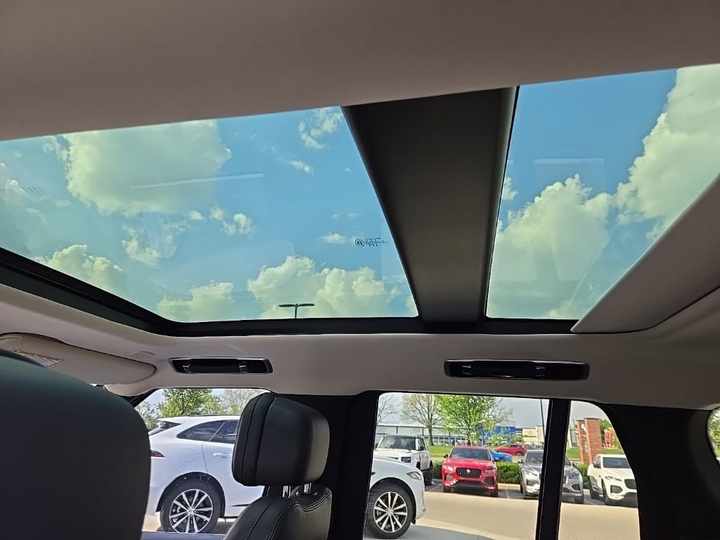 2022 Land Rover Range Rover SE