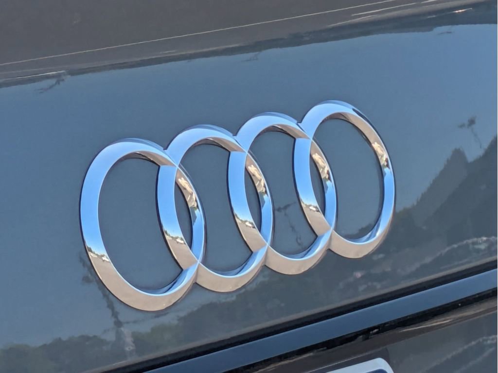 2023 Audi Q5 2.0T Prestige