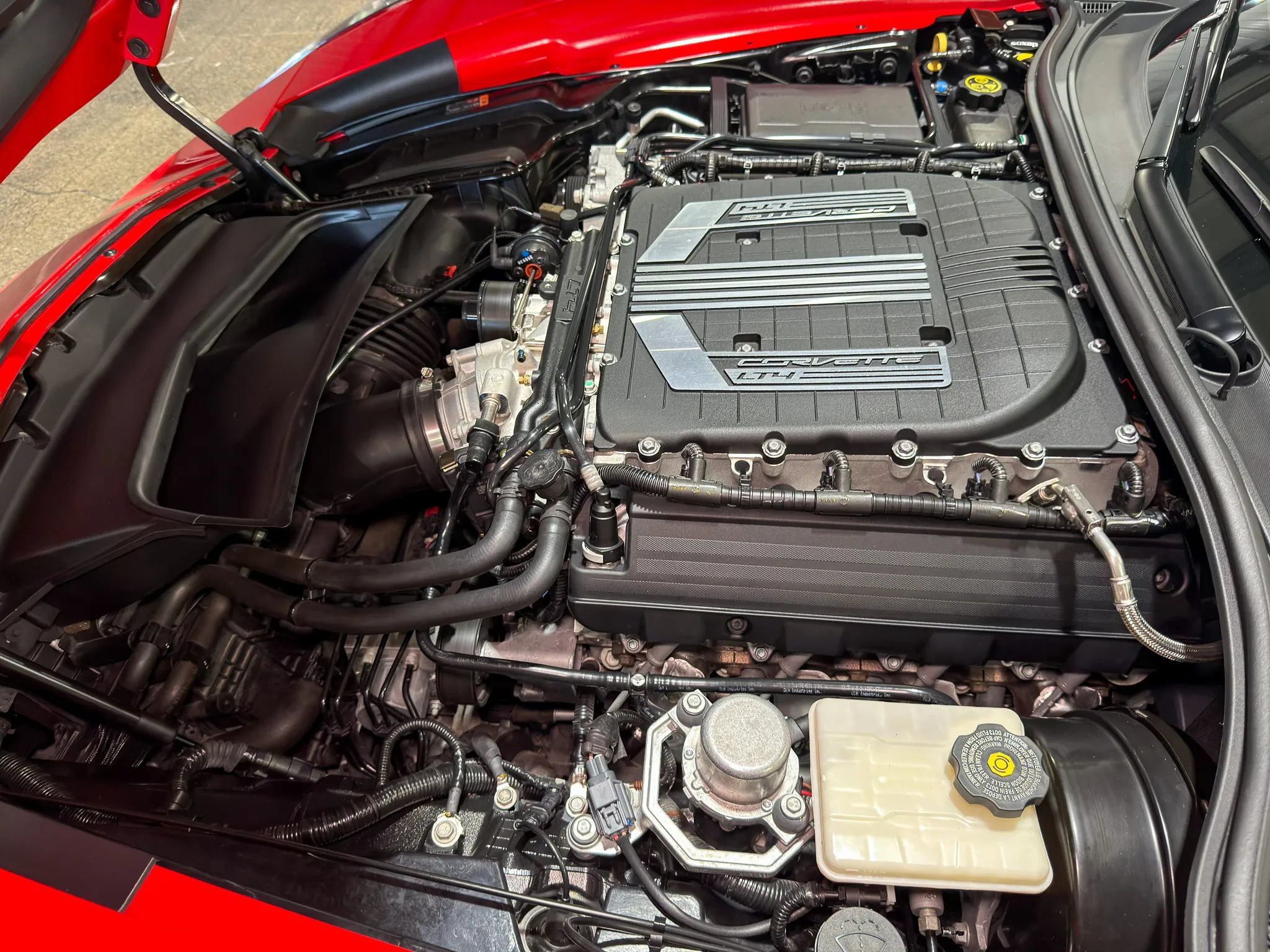 2016 Chevrolet Corvette 2LZ - Photo 30