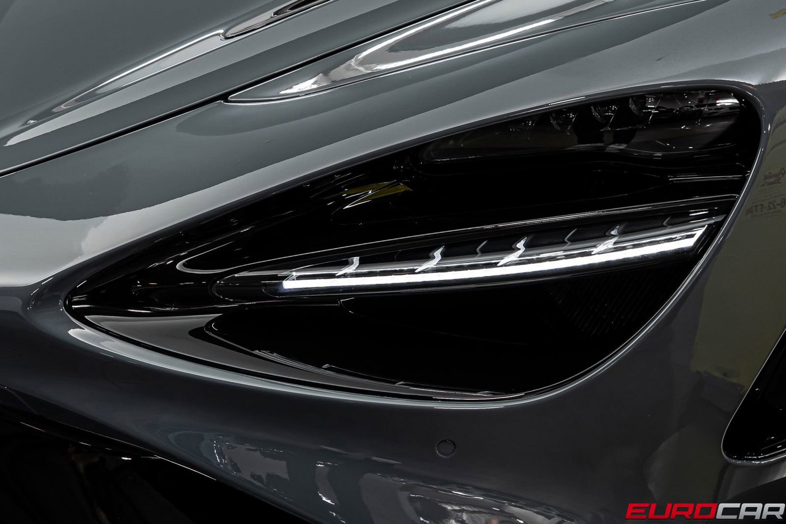 Used 2021 McLaren 765LT photo 13