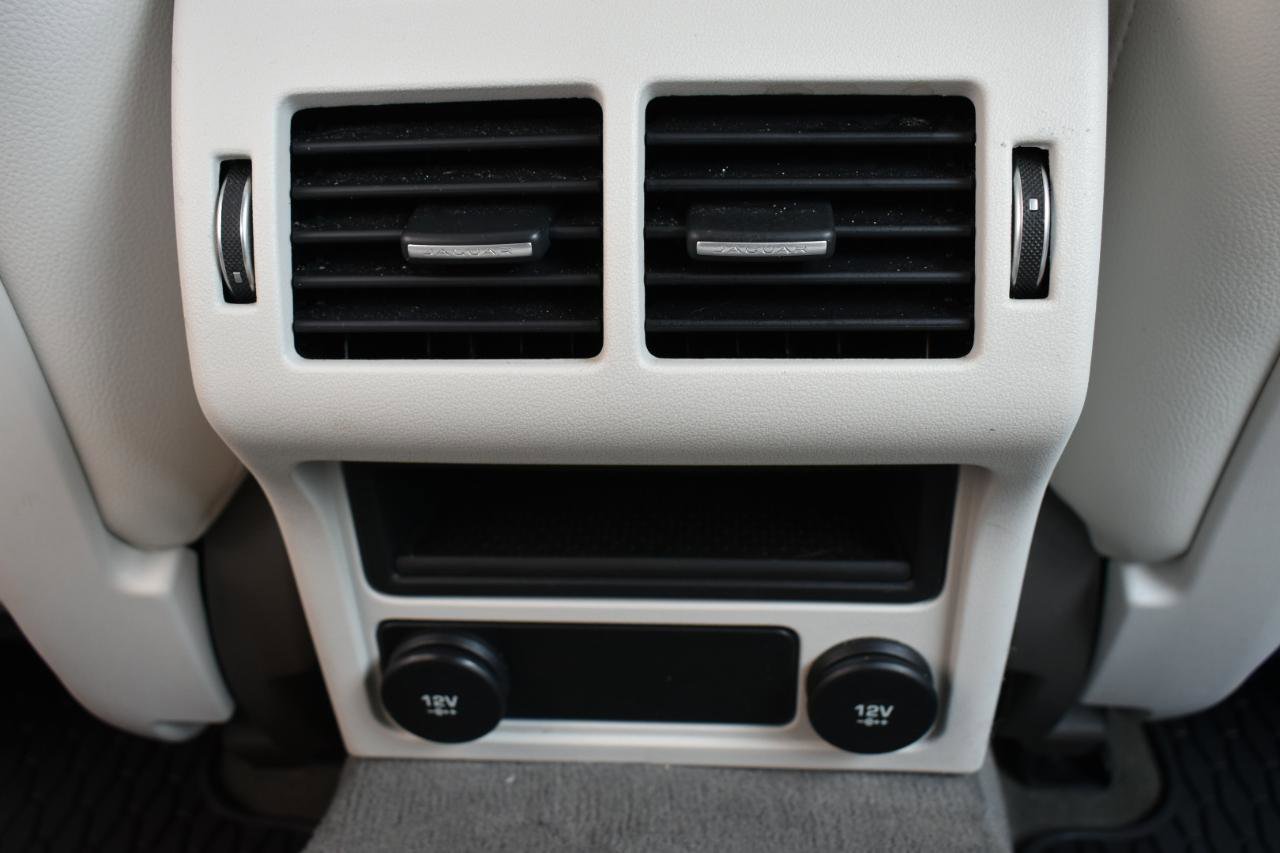 2019 Jaguar XE Prestige