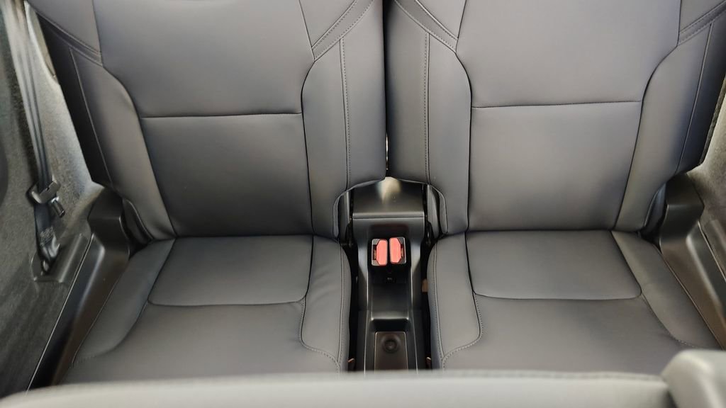 2026 Volvo Xc90 B6 Plus