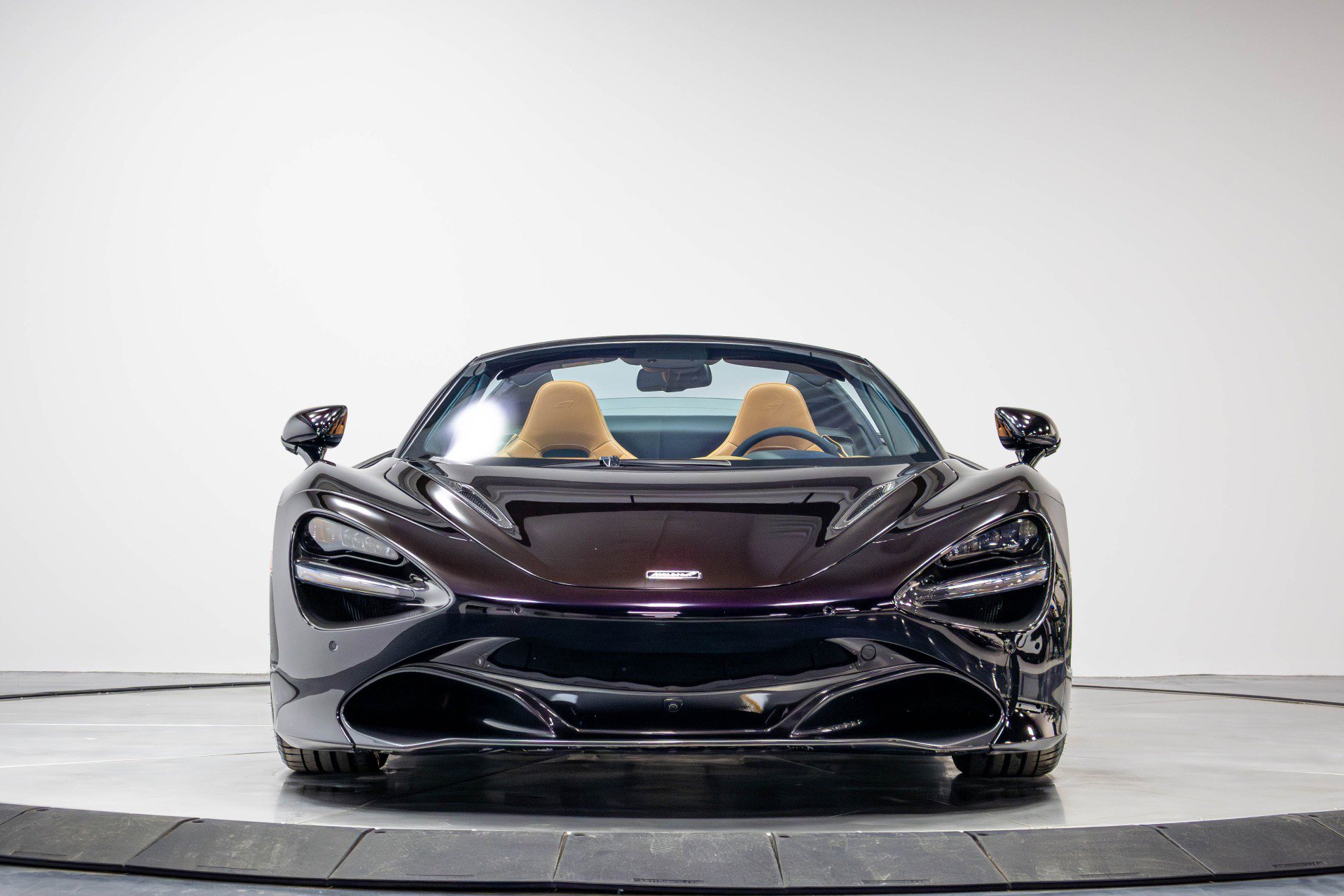 Used 2019 McLaren 720S Luxury photo 31